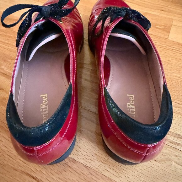 BeautiFeel Red and Black Lace up Sneakers Size 38 - Picture 11 of 15